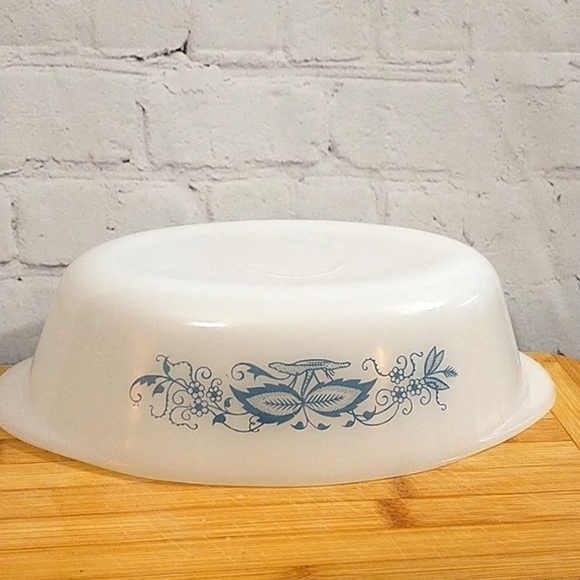 VINTAGE Glasbake Blue Onion pattern oval Casserole Dish 1 qt - Picture 5 of 8